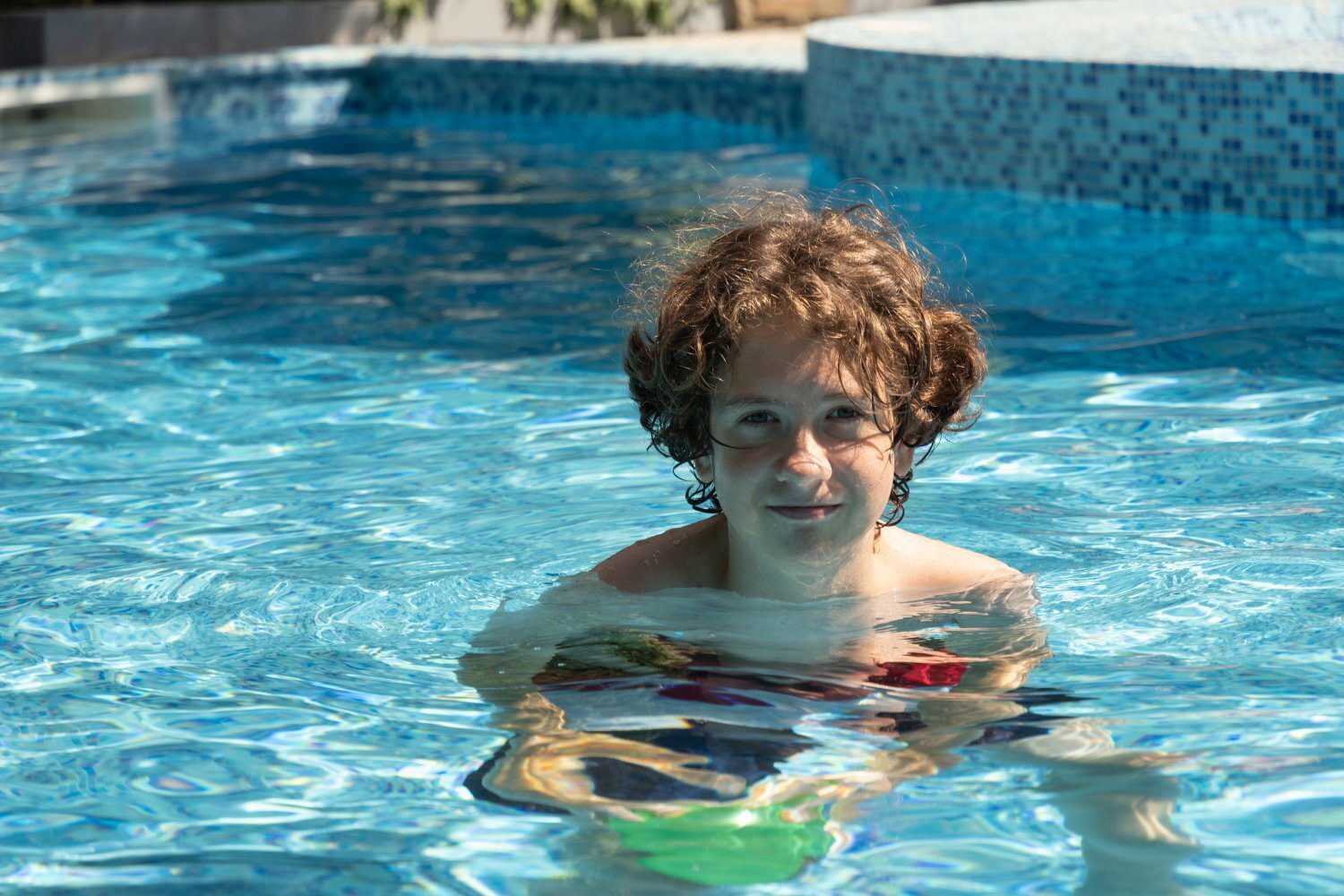 kids in swimming pool